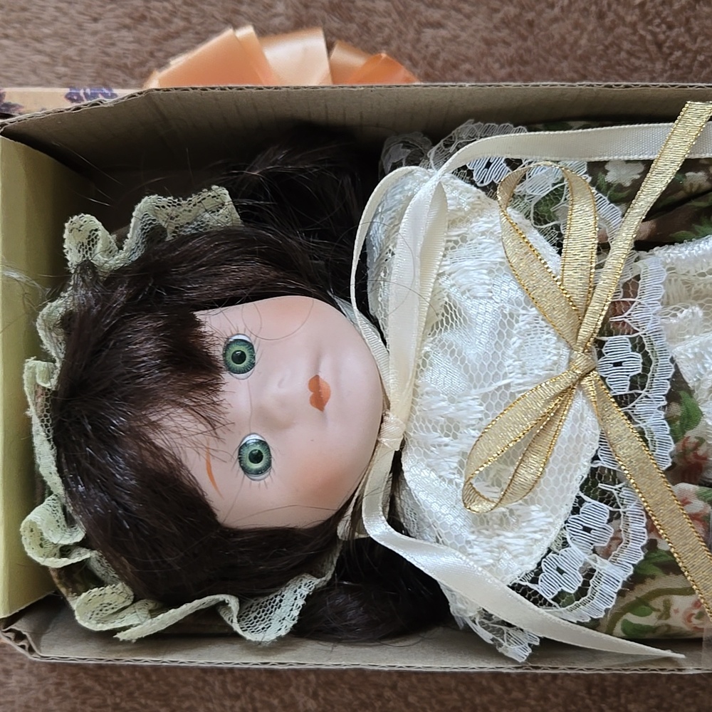 Signature Collection Porcelain Doll Handcrafted - Picture 3 of 8